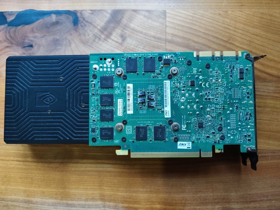 Vand placa video Nvida Quadro m5000