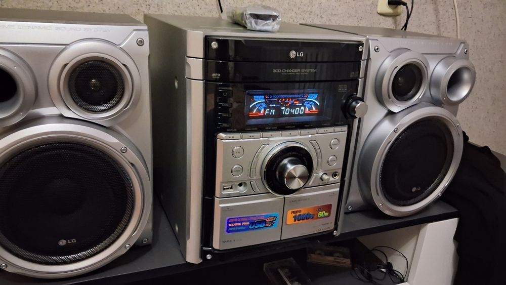 Продам музыкальный центр