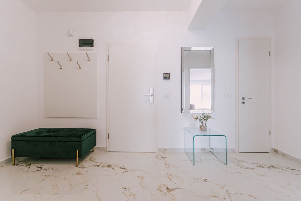 apartament 3 camere tractorul