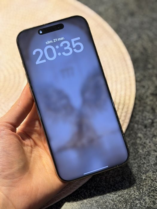 Vand Iphone 16 pro max gold full box