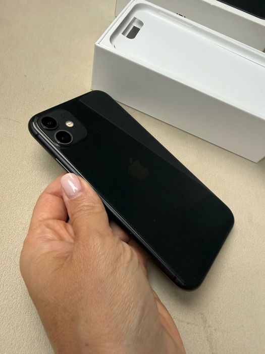 IPhone 11  Black 64GB