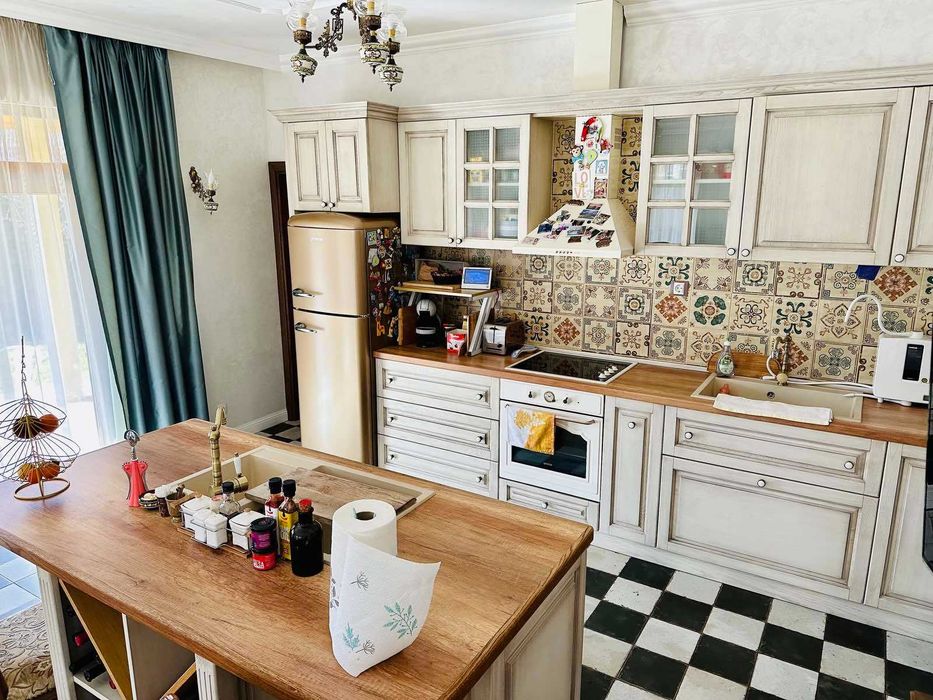 Продава се Къща в Силистра, Римска гробница - 1015 кв.м за 391 €/кв.м - Снимка #16