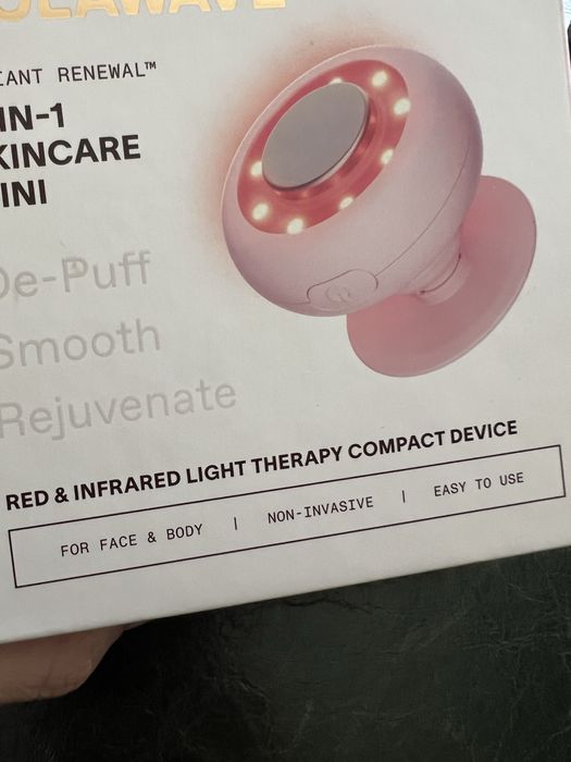Solawave Radiant Renewal 2-in-1 Skincare Mini – lumină roșie + infraroșu
