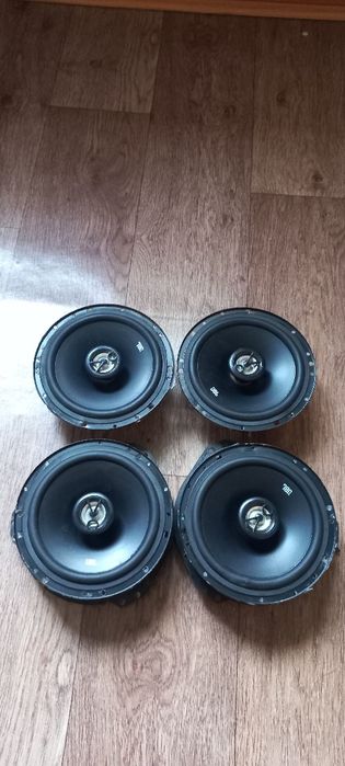 Продам колонки JBL 175w 160mm