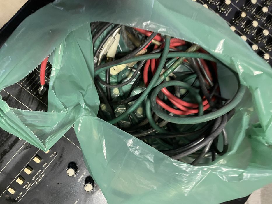 Mixer  audio vand URGENT