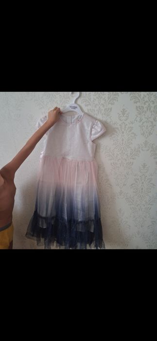 Платье на 7-8 лет