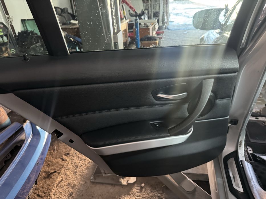 Кожен рекаро салон бмв е91