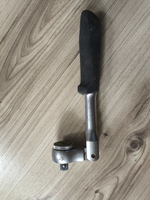 Тресчотки и въртоци  3/8