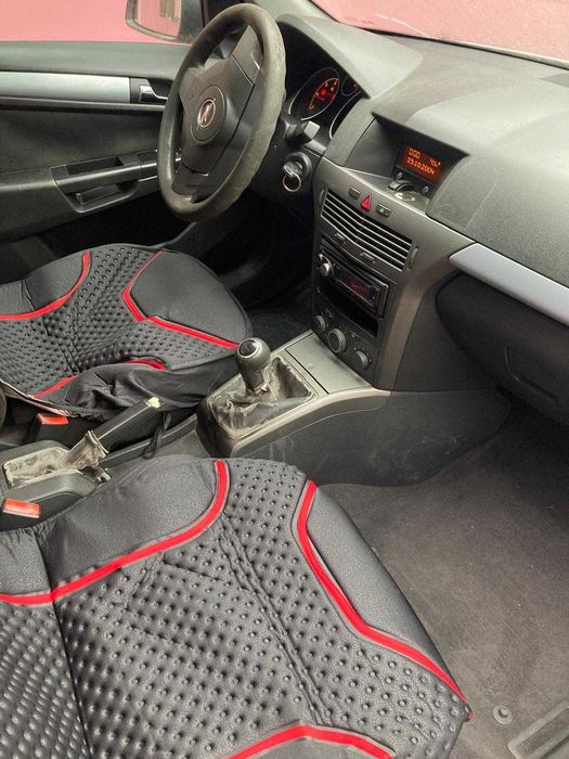 Vînd OPEL Astra H  1.7 diesel