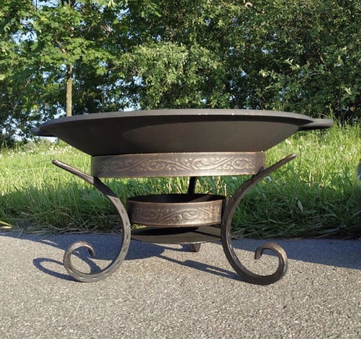 Сковорода садж чугунный 40 см. Украина