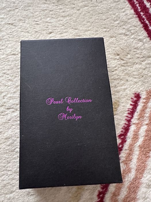 Гривна с оригинални кристални перли и камъни сваровски