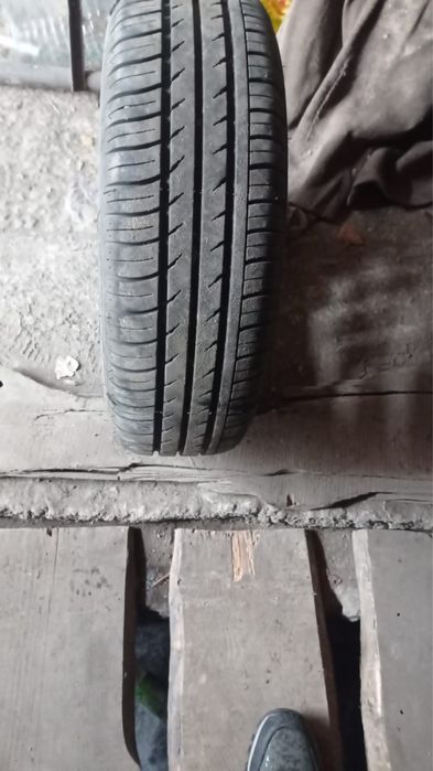 Продам колеса с дисками 185x65xR14