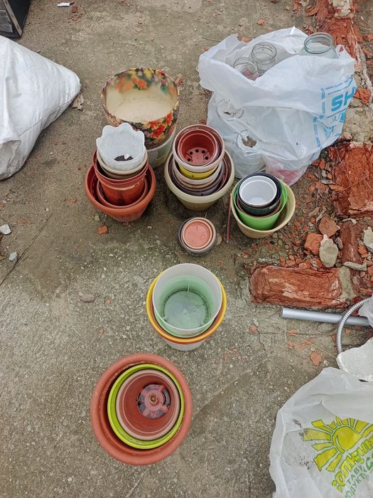 Горшки для цветов