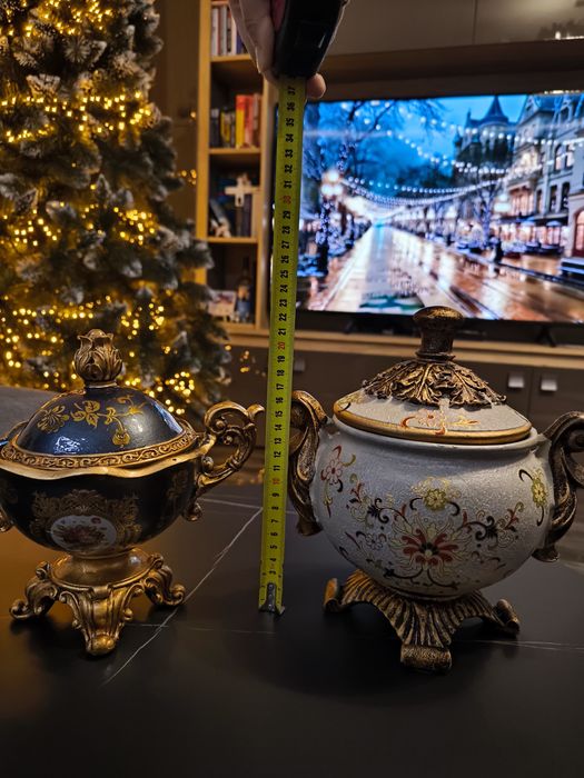 Vaze decorative deosebite