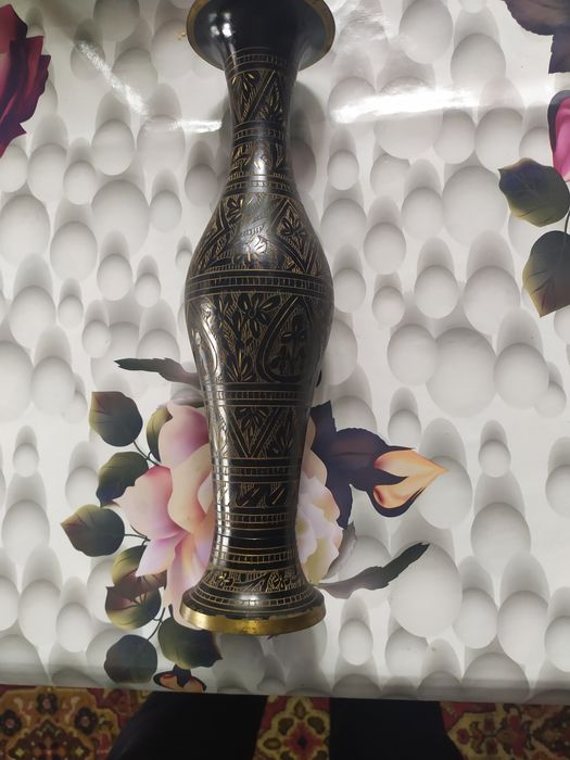 Продам вазочку .