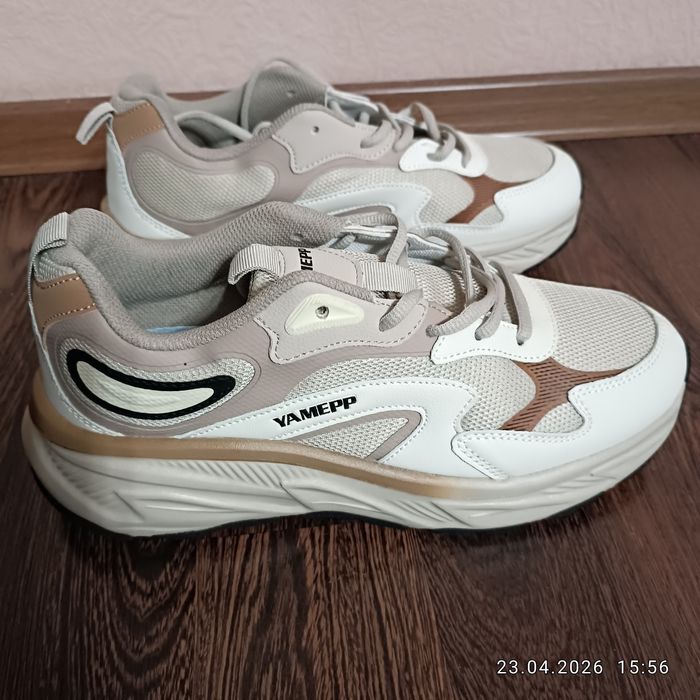 Кроссовки мужские 43 р