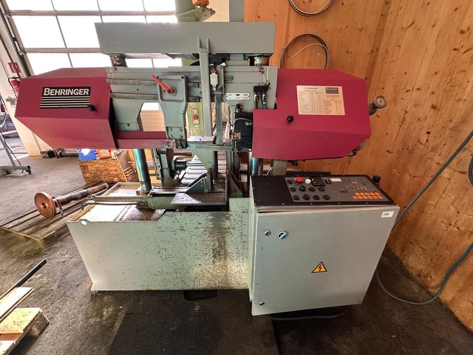 BEHRINGER HBP 263 A – Fierăstrău automat cu bandă CNC