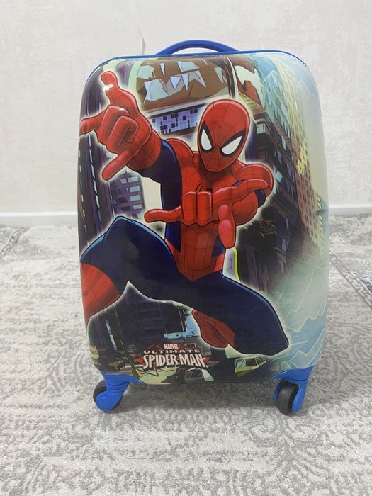 Детский чемодан Spider-Man на колесах
