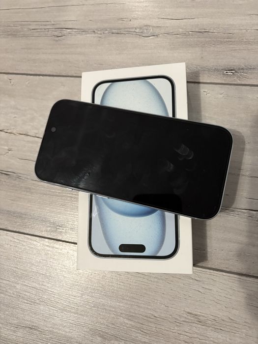IPhone 15 , 128 GB