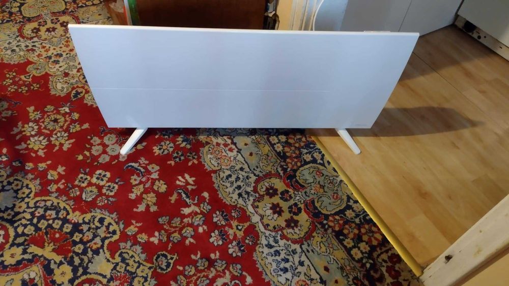 Ел.конвектор Атлантик, със стойка.