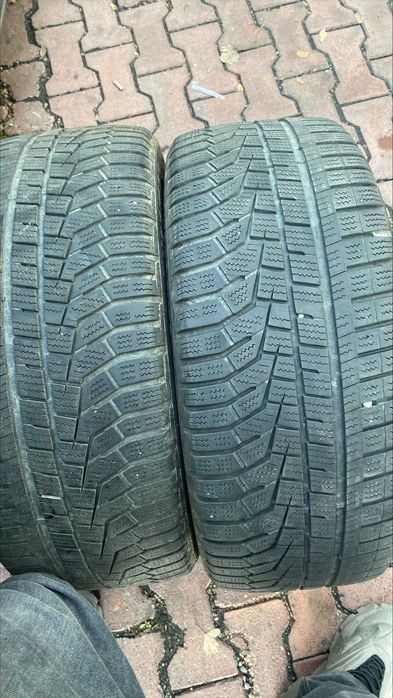 set 4 anvelope Iarna HANKOOK 3.5-5mm  225 45 R18 iCEPT EVO2
