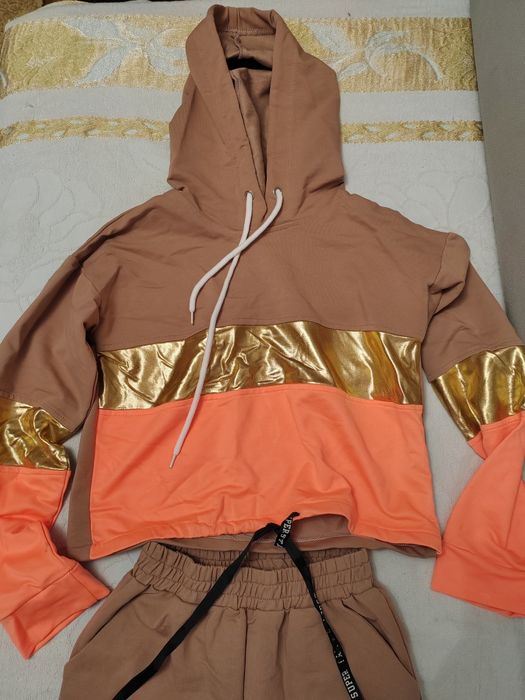 Детский спортивный костюм