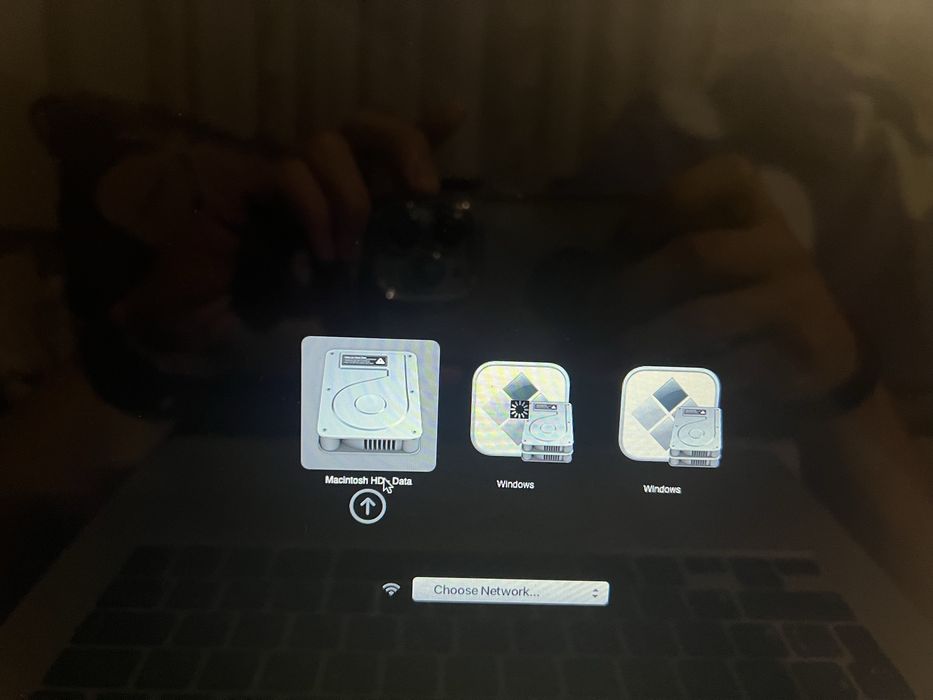 Macbook air 2017 с Windows и IOS