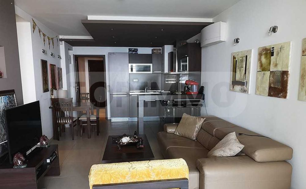 Продава се Тристаен апартамент в Балчик - 117 кв.м за 1881 €/кв.м - Снимка #1