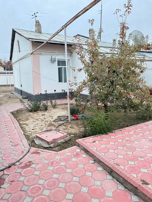 Продается  4 соток 4 комнаты Актепа