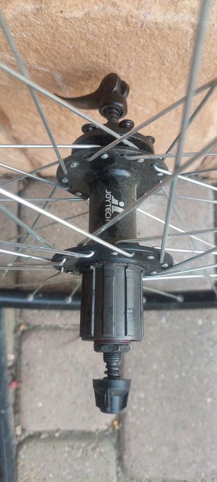 Roata spate 27,5 ca noua butuc Joytec