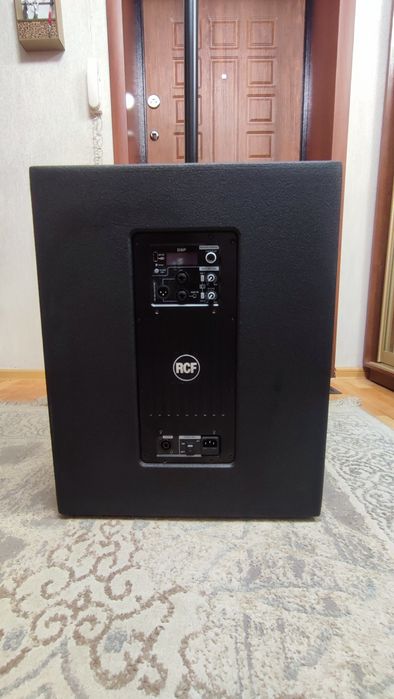 Продам Сабвуфер RCF