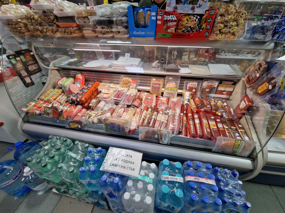 Хладилни Витрини и шкафове към тях