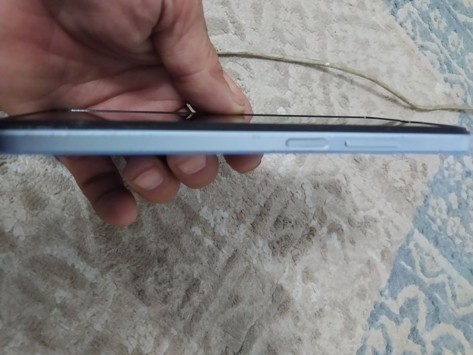 Продам OPPO A 17 хорошом состояние