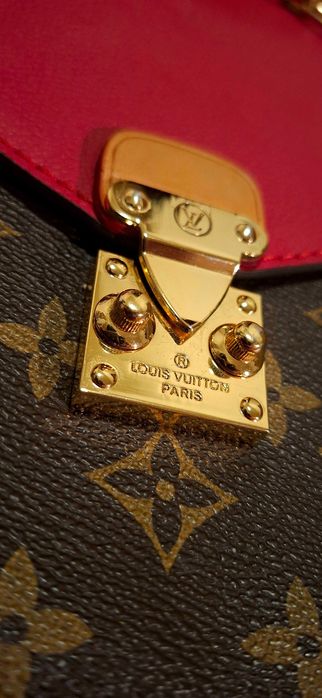 LOUIS VUITTON 'Monogram Canvas Saint Placide Cerise' В Червено