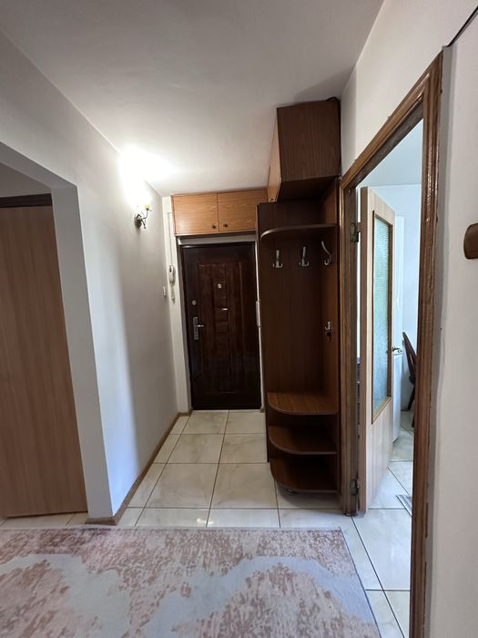 Apartament 3 camere de inchiriat termen lung