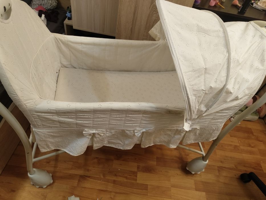 Бебешка кошара за новородено