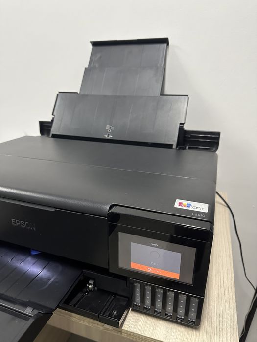 Продам принтер Epson EcoTank l8180