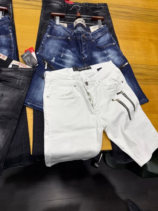 Къси дънкени шорти