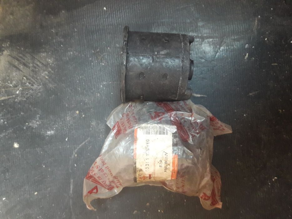 Продаю запчасти БМВ е34