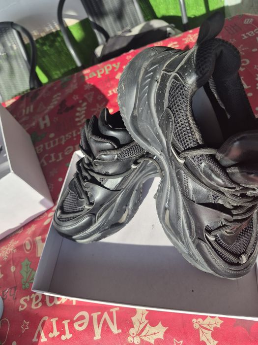 Маратонки на платформа