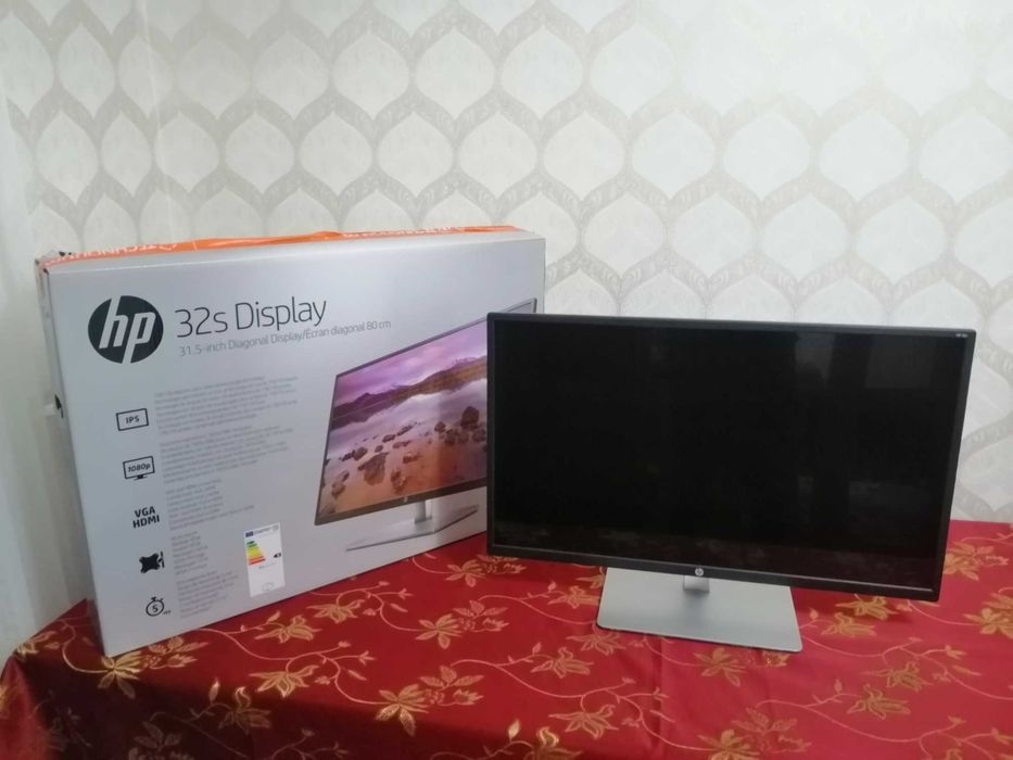 Монитор HP 32s 2UD96AA серебристый