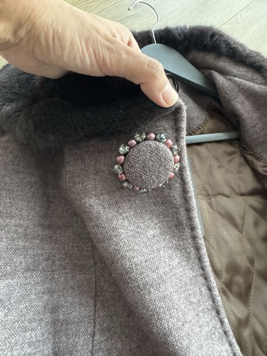 Продам новое пальто