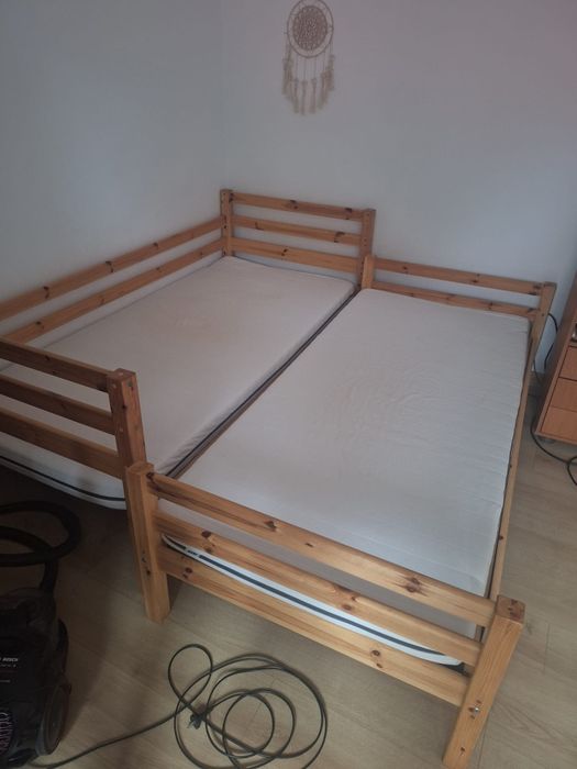 Pat supraetajat din lemn