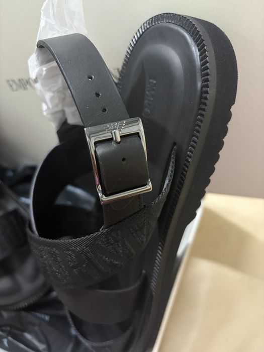 Сандали Emporio Armani