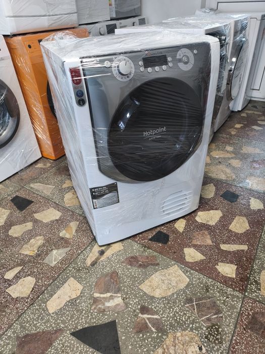 Uscător de rufe Hotpoint Ariston 9 kg Cu pompa de căldură import