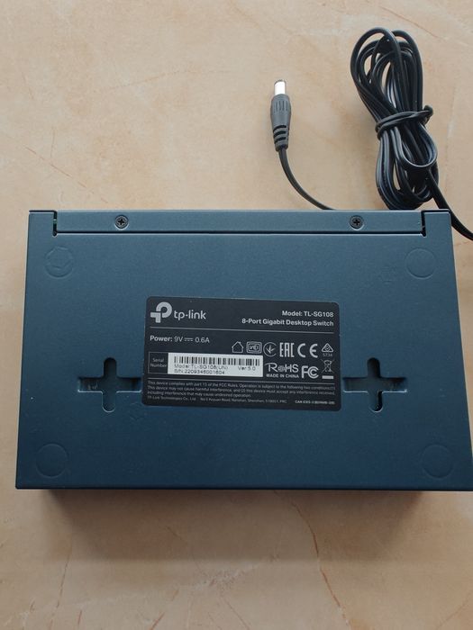 Switch TP-LINK 8 port 1Gb fara management