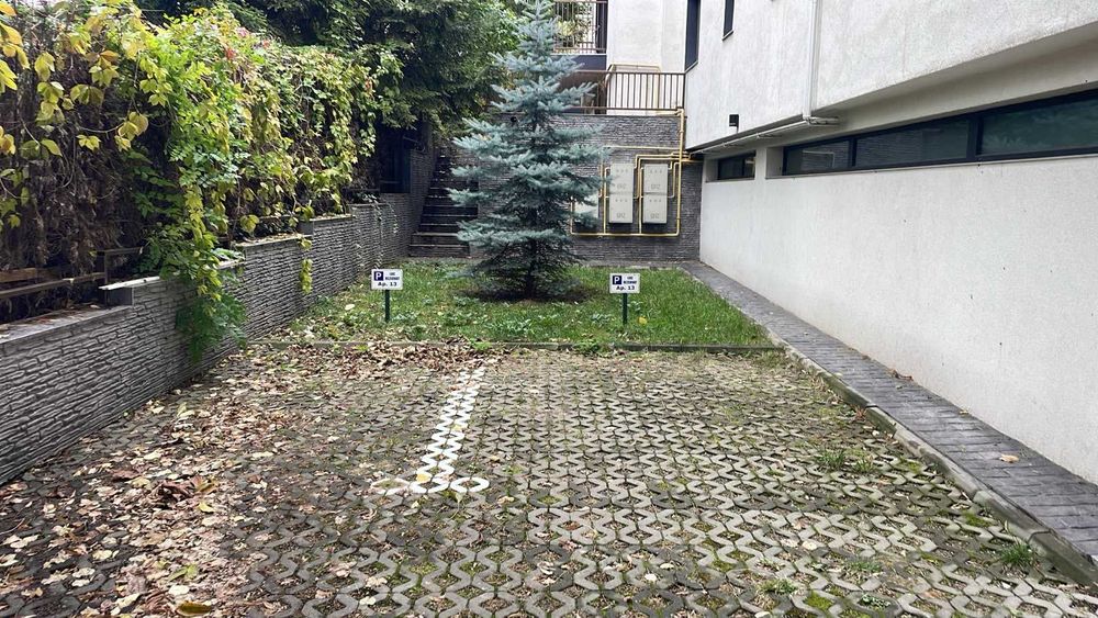 Închiriere 2 locuri de parcare Centru - Spital Sf. Spiridon