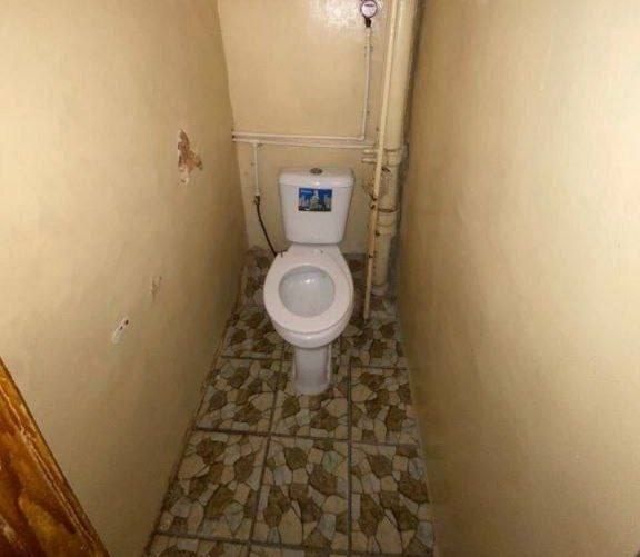 3 xonali Kvartira sotiladi 2 etaj Qarshi