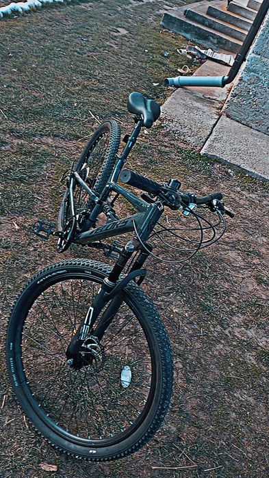 Vând bicicleta velors