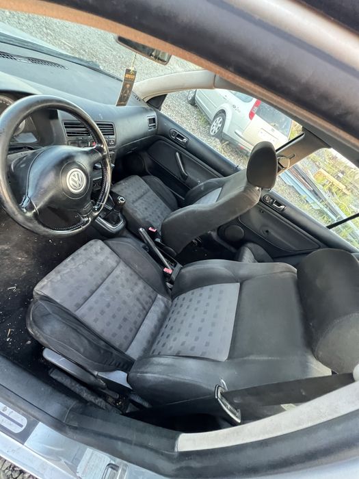 Vw bora 1.9 tdi 110 2003 на части